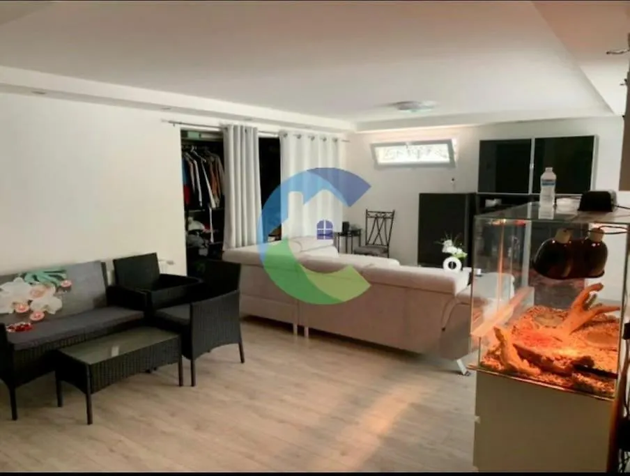 Appartement Au Rez De Jardin Morangis  Morangis (Essonne)
